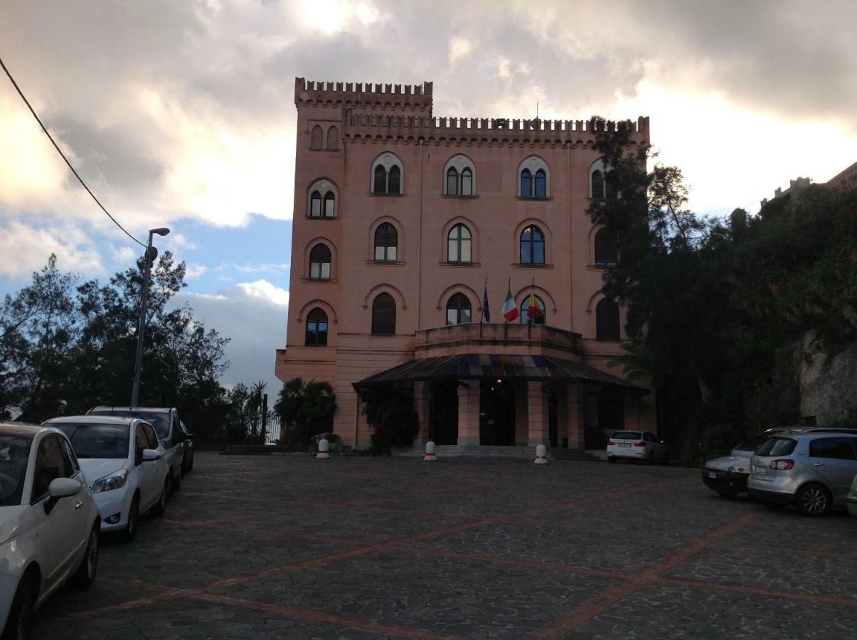 Casa Clo Alla Cattedrale Palermo Eksteriør bilde